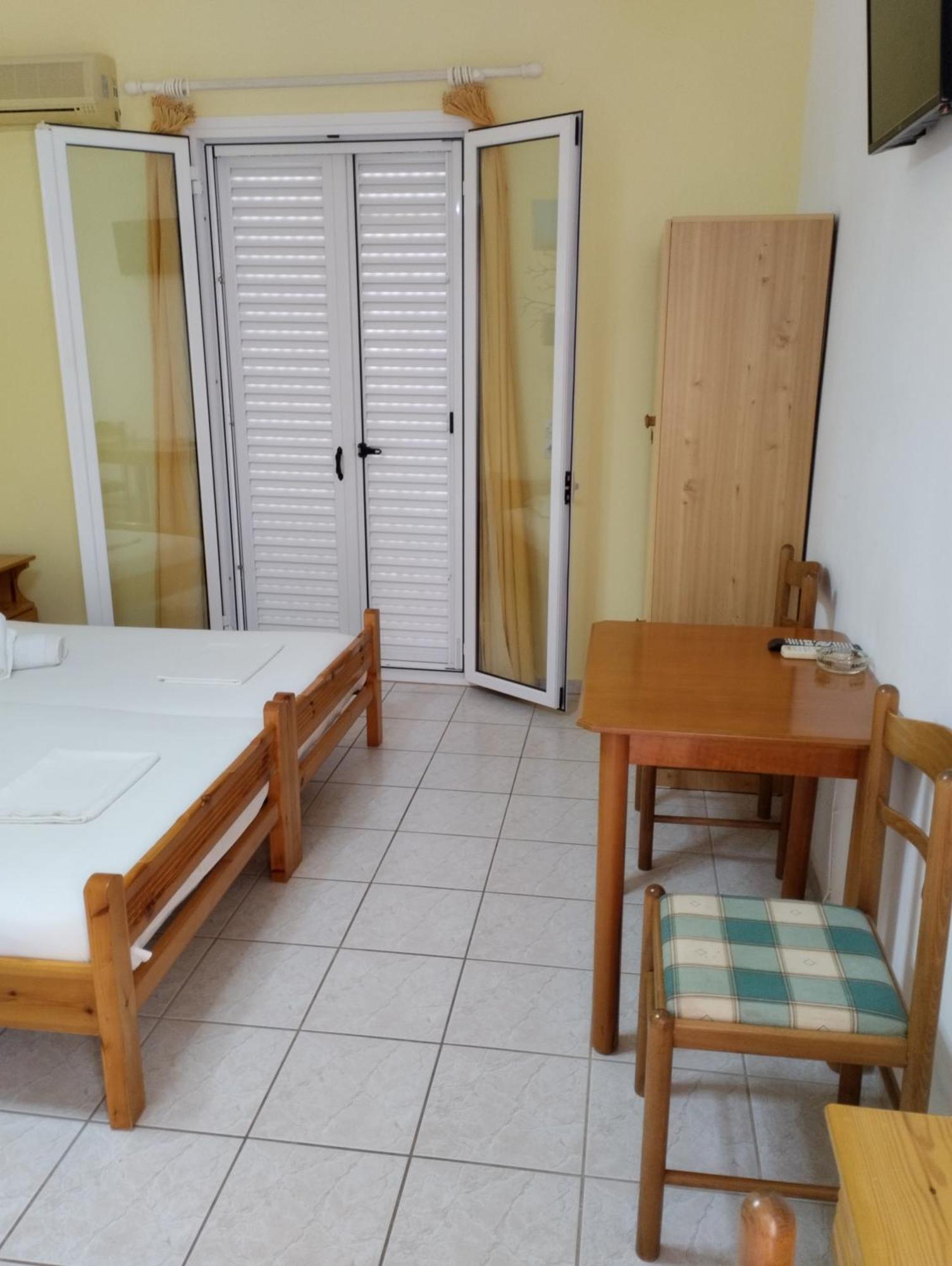 Asteras Aparthotel