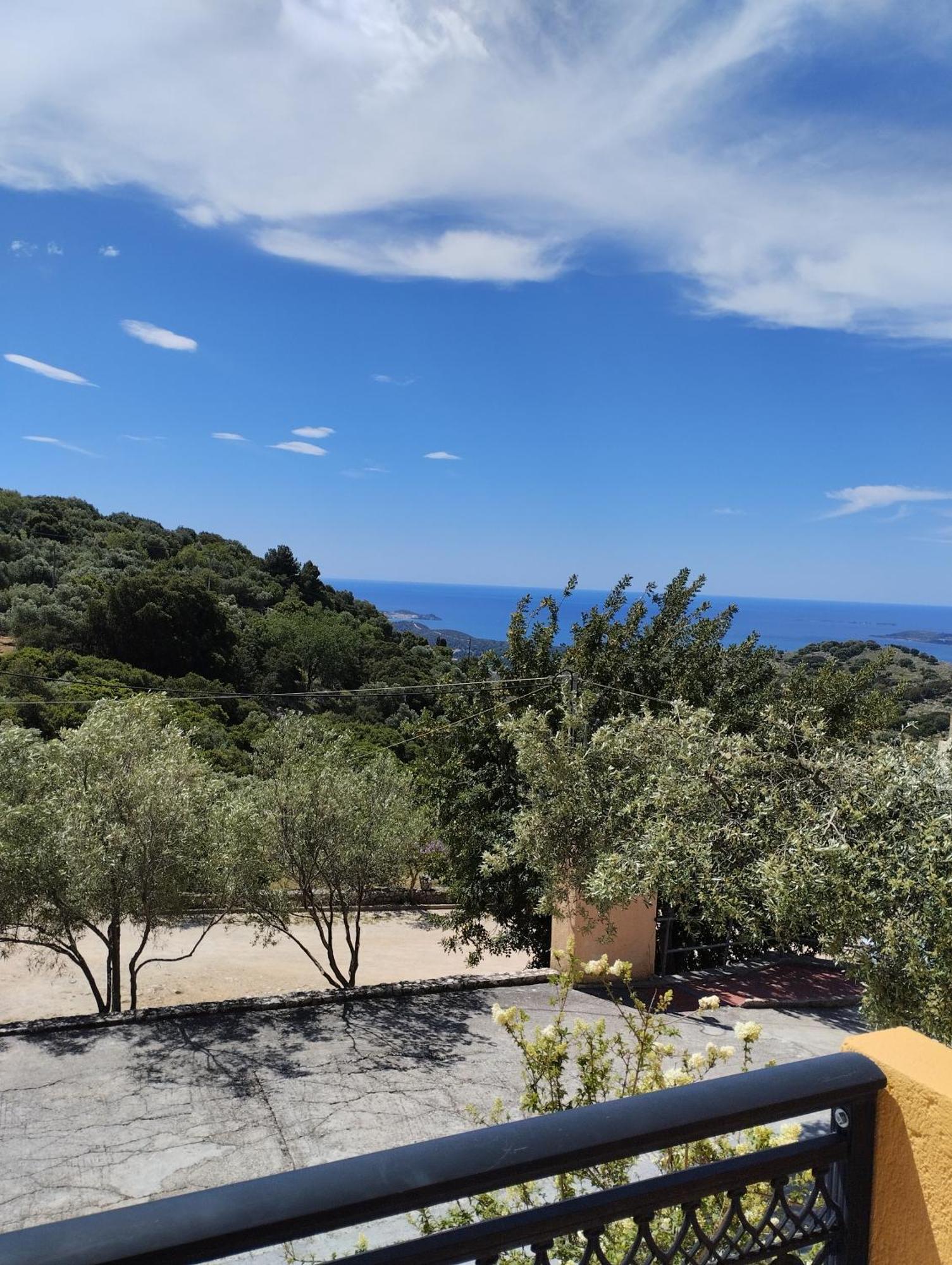 Asteras Aparthotel 2*